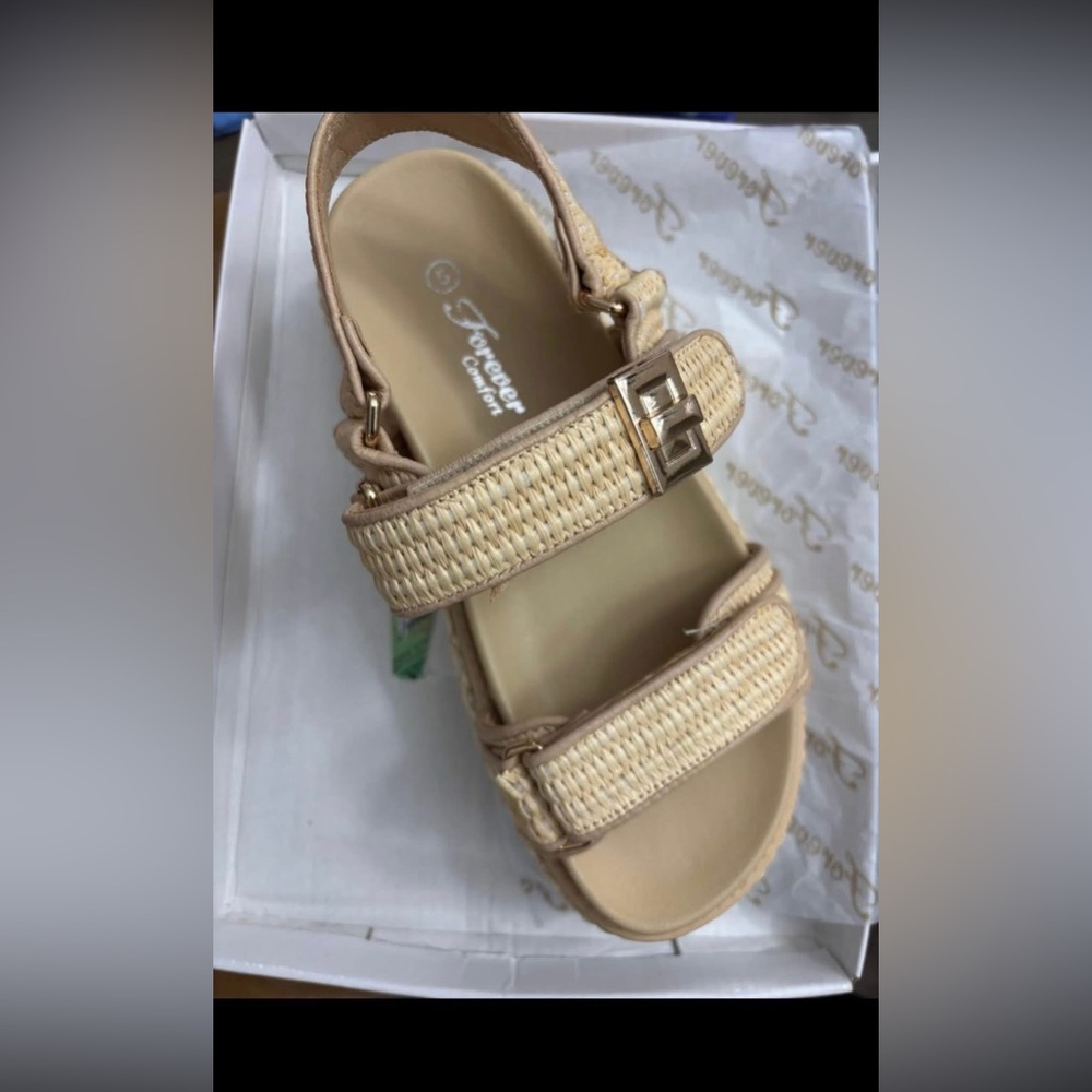 Size 5 women’s sandals